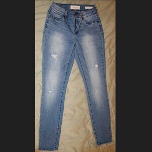 PACSUN High Rise Jegging - size 24 juniors Ripped Very Good